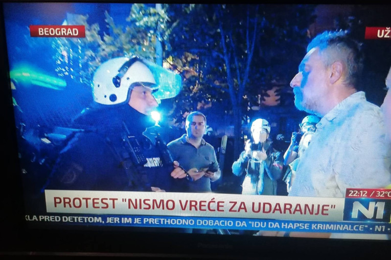 Blokadere siledžije postrojila policija: Uhapšeno 38 huligana koji su pravili haos - nulta tolerancija prema nasilju! (FOTO/VIDEO)