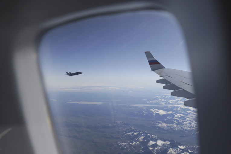 Završeni istorijski pregovori: Lideri napuštaju Aljasku, američki lovci F-22 ispratili Putinov avion (VIDEO/FOTO)