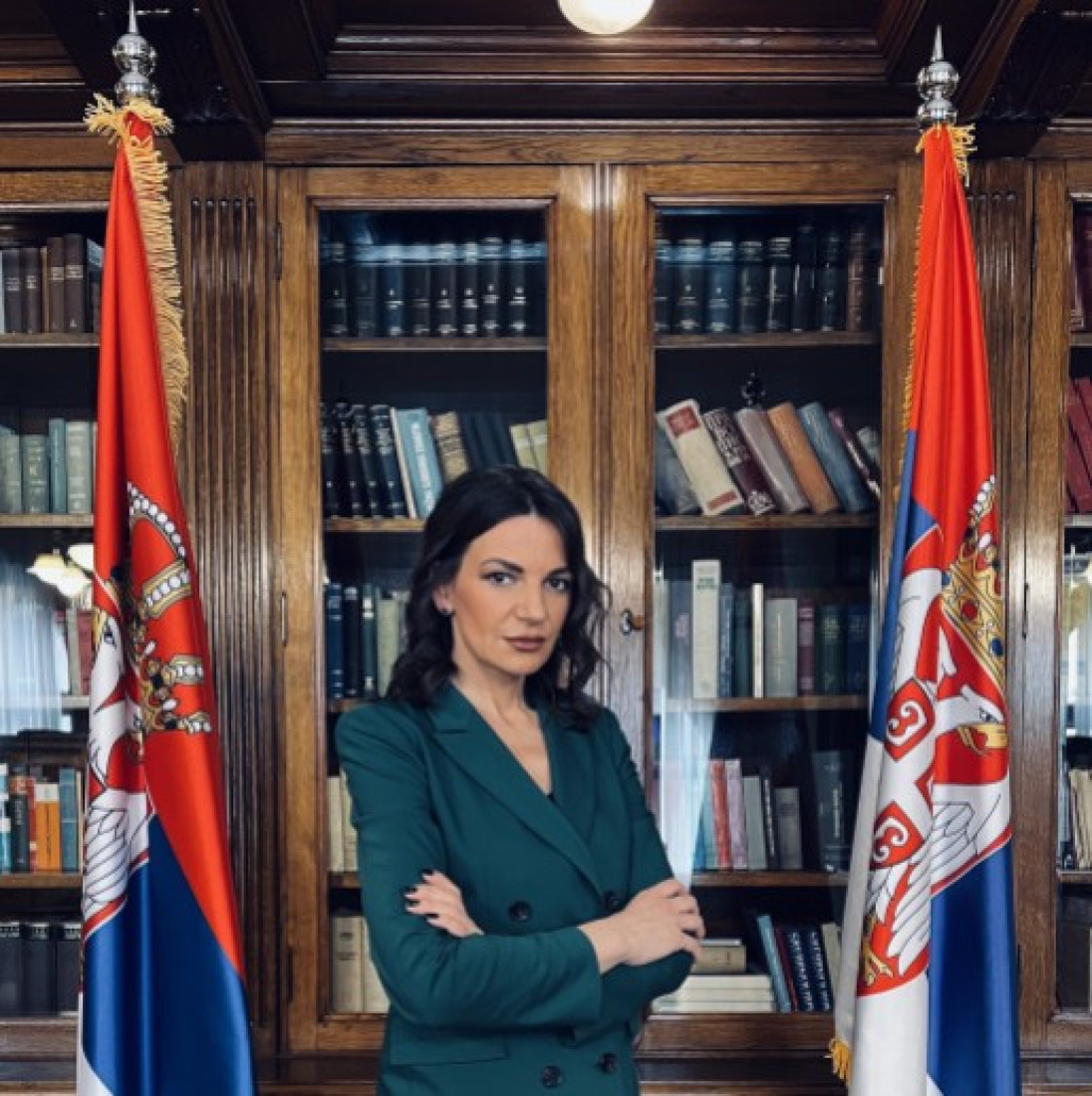 Žene iz SNS-a bez straha: Ovo su njihove poruke na divljanje i paljenje po Srbiji