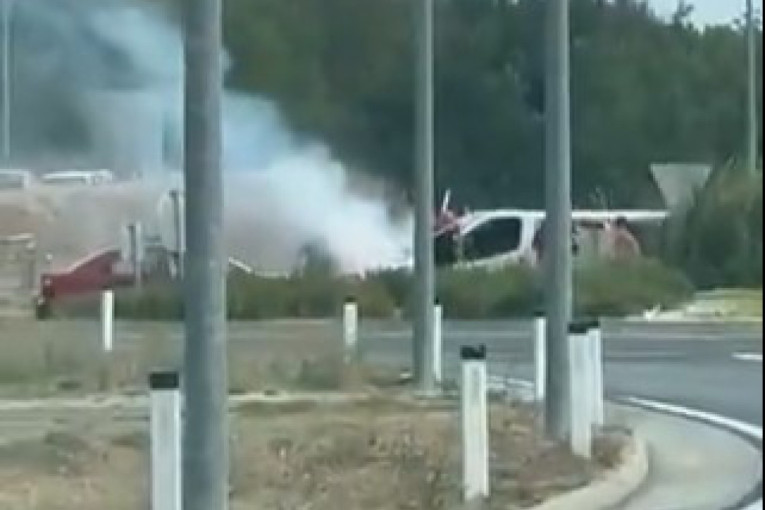 Masovna tuča navijača: Huligani napravili haos na magistralnom putu (VIDEO)