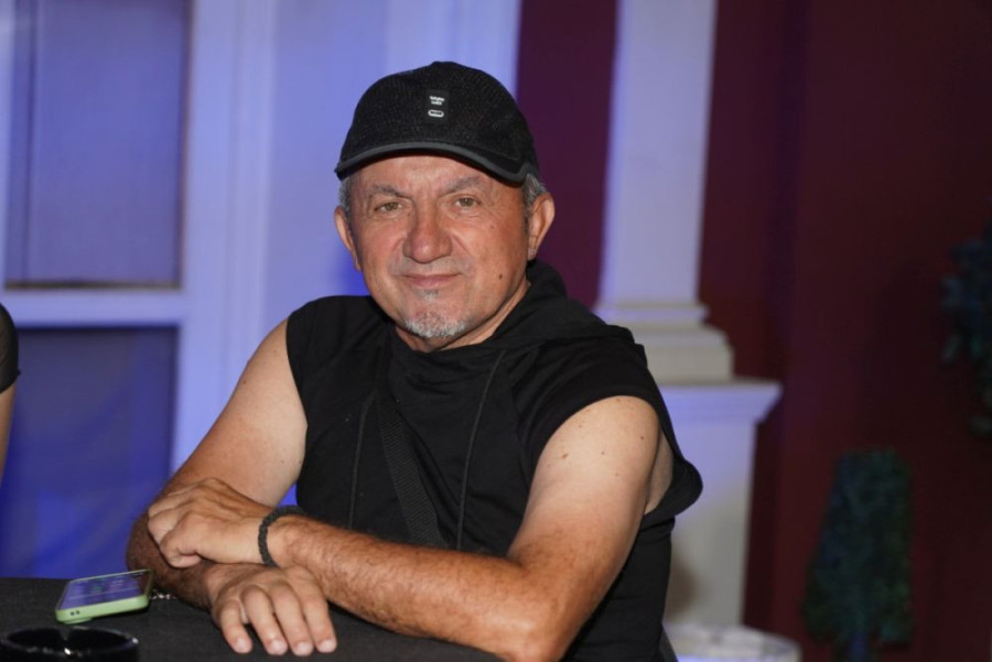 Kad je Ivana Krunić raskinula sa sinom ovog muzičara - on je častio koga je stigao: To je trajalo danima!