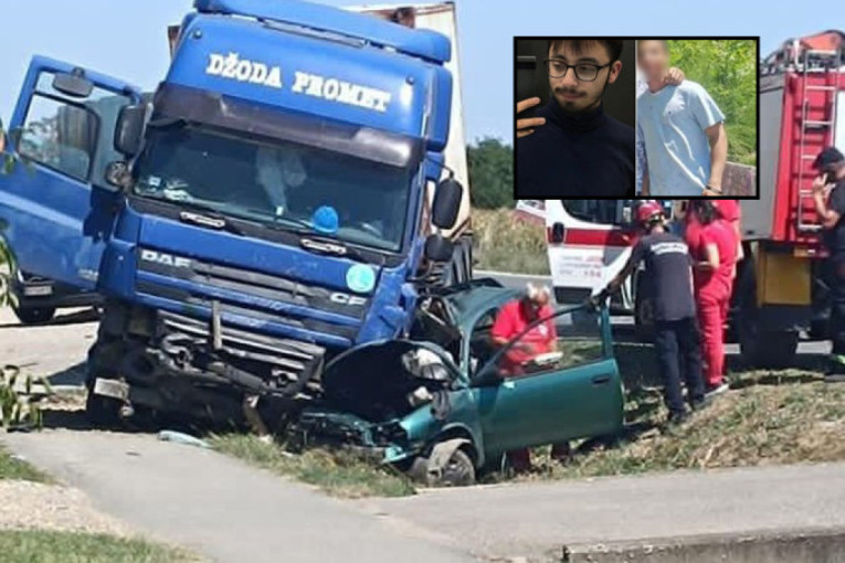 "Umreše moja dva sokola, naša kuća ostala bez sinova!" Neutešna majka Petra i Lazara ne može da dođe sebi!