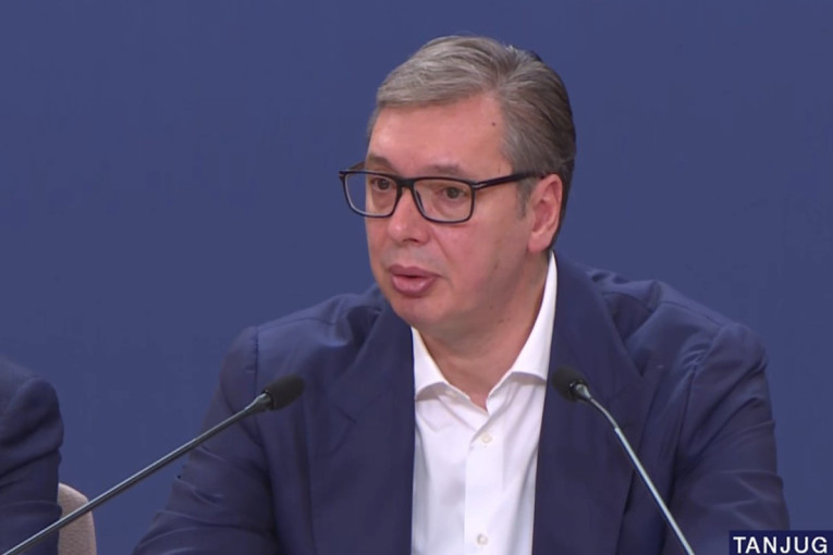 "Moramo da sačuvamo i odbranimo našu Srbiju!" Osvanula nova poruka predsednika Vučića (FOTO)
