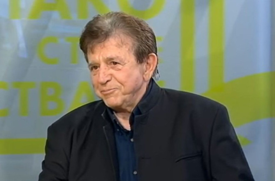 Malo ko zna! Zahar je očuh ovoj poznatoj pevačici: Sa njenom majkom je u braku 20 godina!