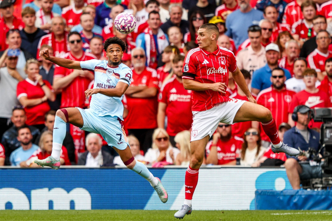 Blekijev Forest silan, Čelsi razočarao na startu sezone! Hajlajtsi prva dva nedeljna meča Premijer lige u FULL HD! (VIDEO)