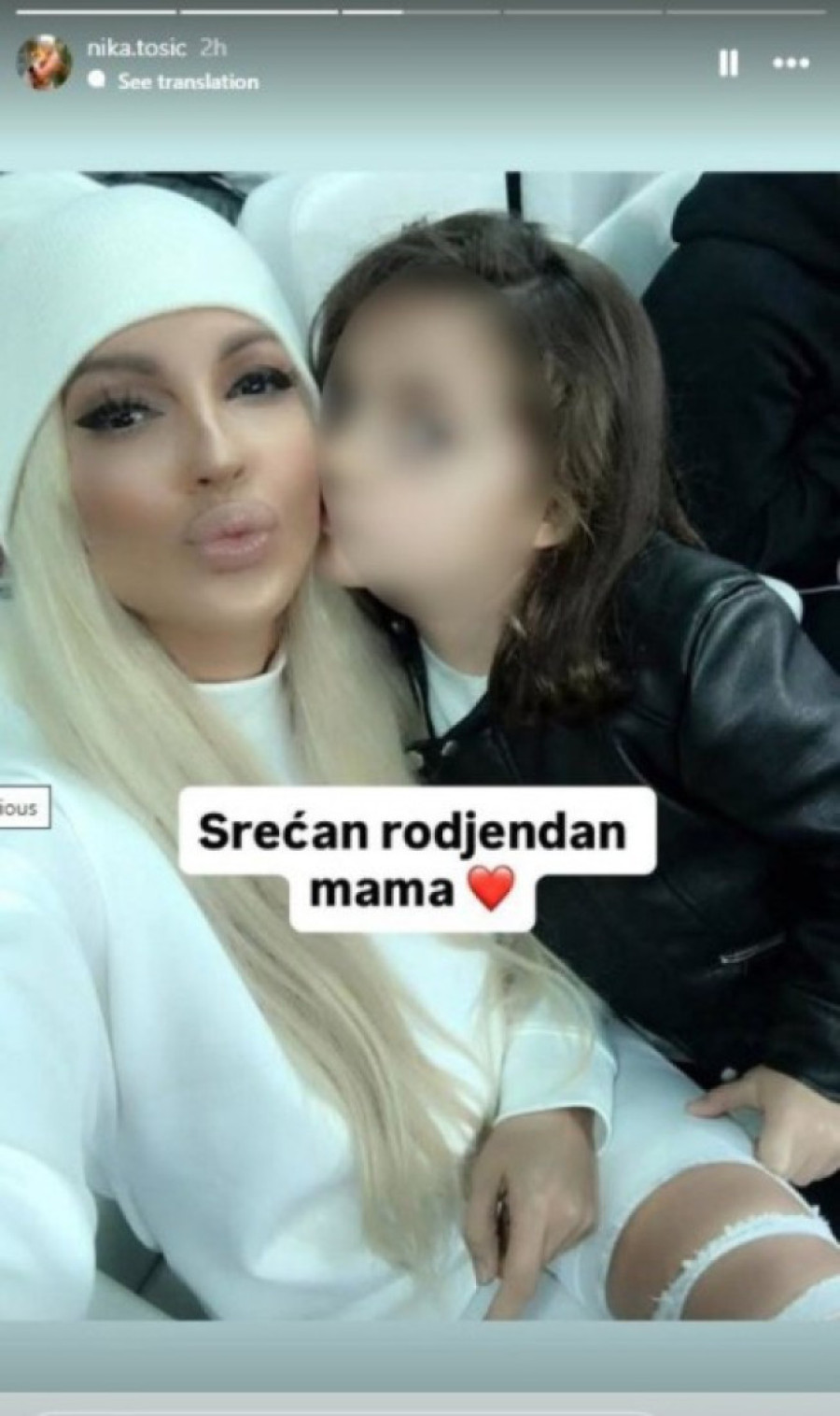 Karleuša bez ćerki slavi rođendan: Osvanule emotivne poruke Atine i Nike!