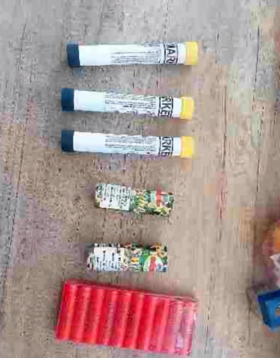 Uhapšeno petoro blokadera nasilnika! Spremaju haos u Nišu, evo šta im je policija zaplenila (FOTO)