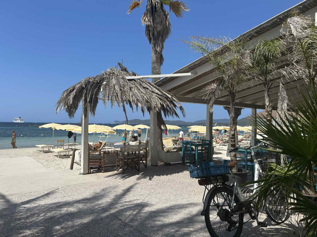 Posetili smo Algero, grad u Rivijeri korala i oduševili se! Do čuvene plaže uz kod, a za iznajmljivanje stana ovo morate znati (FOTO)