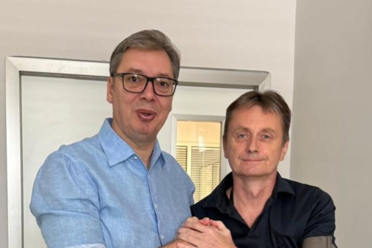 Vučić: Glišić upravo napušta bolnicu, za mesec dana vraća se redovnim dužnostima