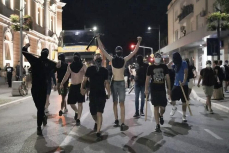 Ko je opozicija u Srbiji?