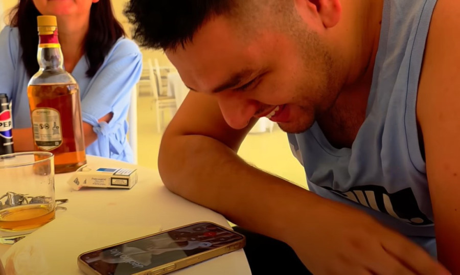 Adam Đogani otkrio na koga liči njegov sin: Oglasila se i supruga Jelena iz porodilišta!