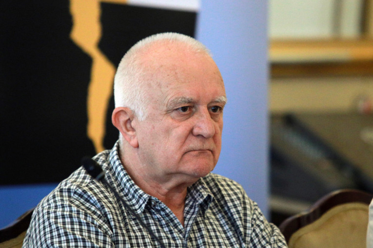 Dokaz o obojenoj revoluciji! Pismo Dušana Janjića: Rovari kod stranaca protiv svoje zemlje i traži smenu Vučića!