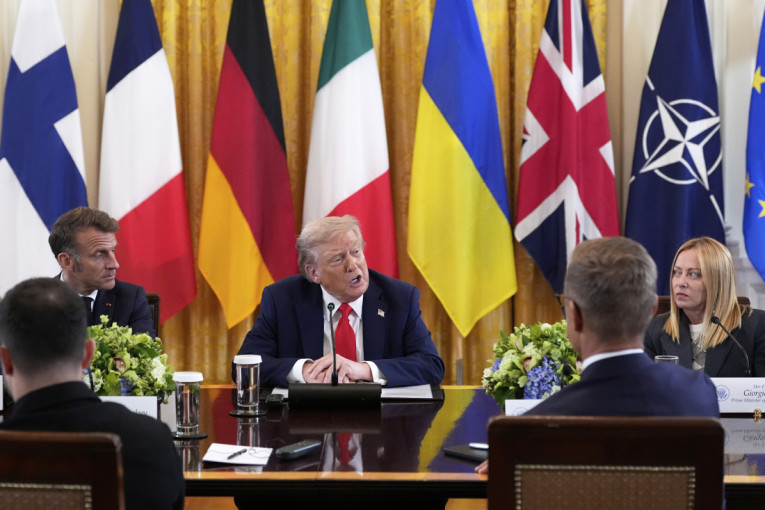Tramp: Počeo sam da organizujem sastanak Putin-Zelenski