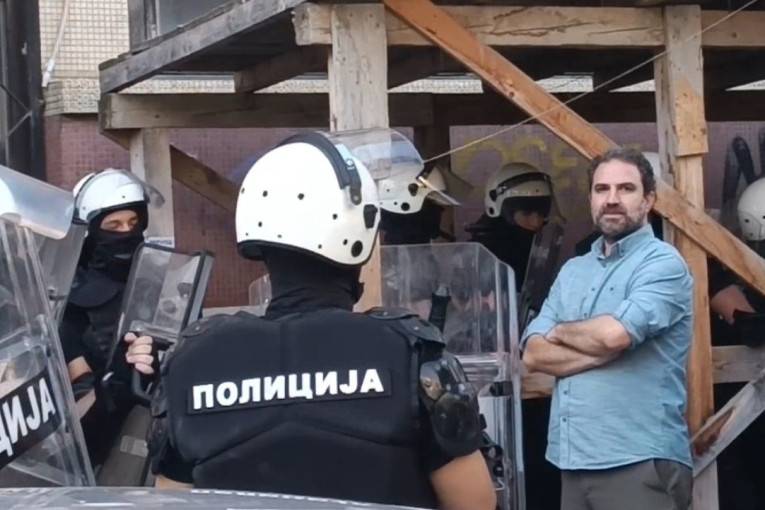 Predložen pritvor za Dinkovog druga Jovovića! Sprečavao tužioce da uđu u sud u Novom Sadu!