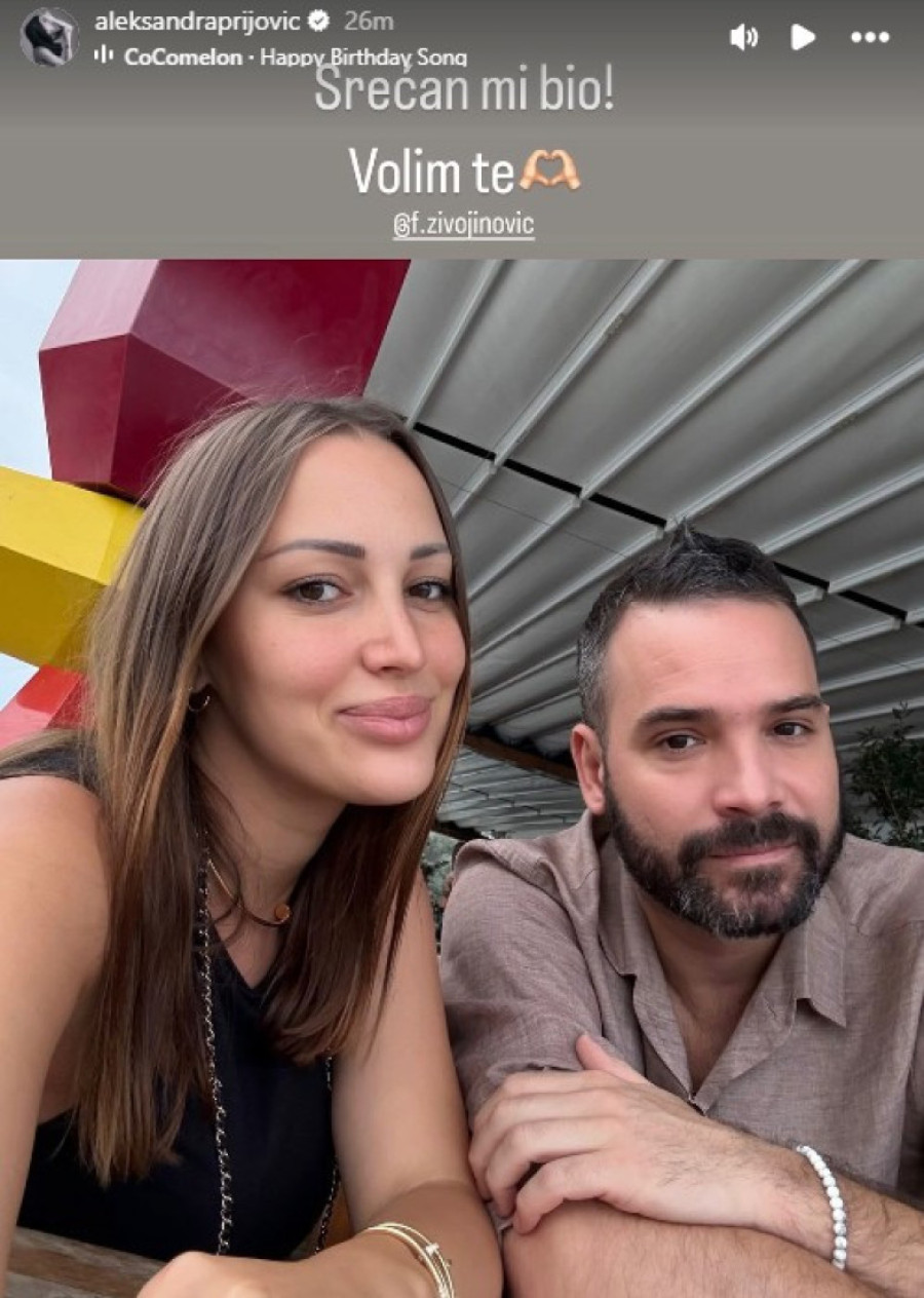 Filip Živojinović slavi 40! Isplivala dirljiva poruka majke, a tek da vidite trudna Prija kako mu je čestitala