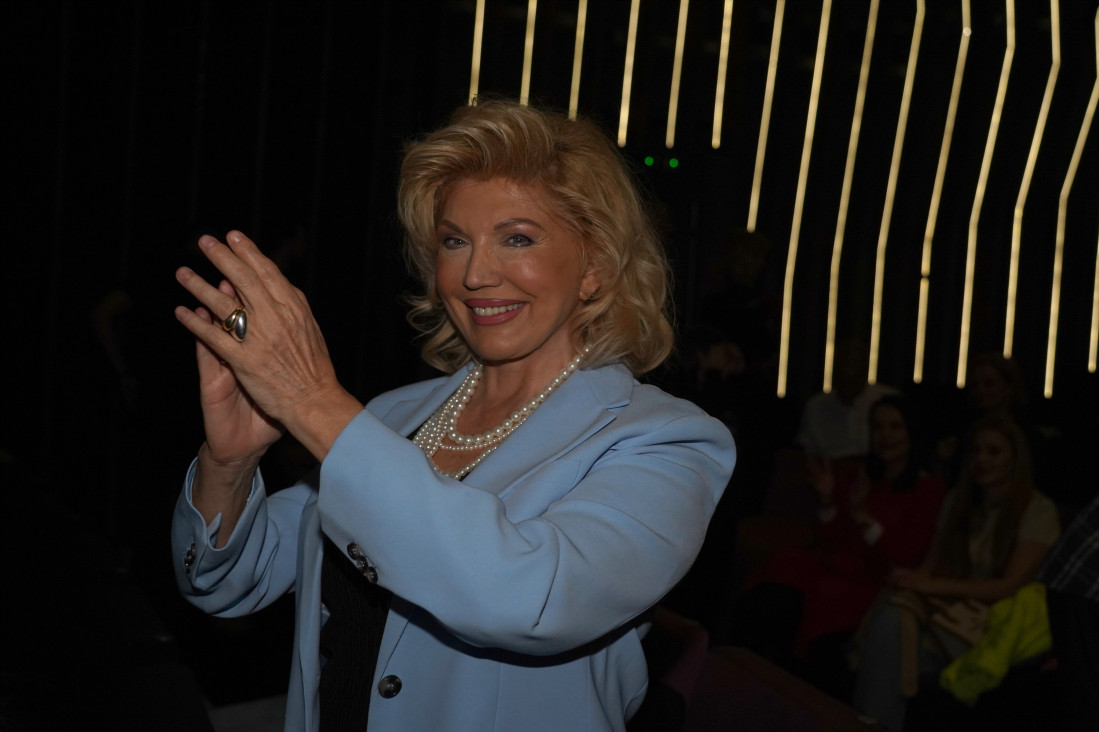 Ni gram celulita! Anica Lazić pozirala u kupaćem i pokazala vitko telo (FOTO)