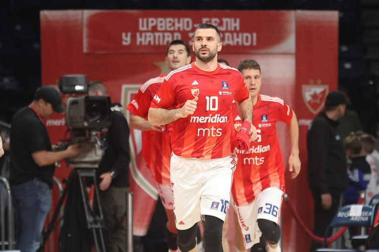 Kraj posle 14 godina! Lazić napustio Zvezdu (FOTO)