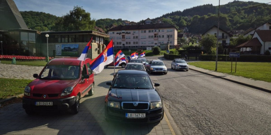Žele povratak normalnom životu! Više od 35.000 ljudi izašlo na skupove protiv blokada (FOTO/VIDEO)