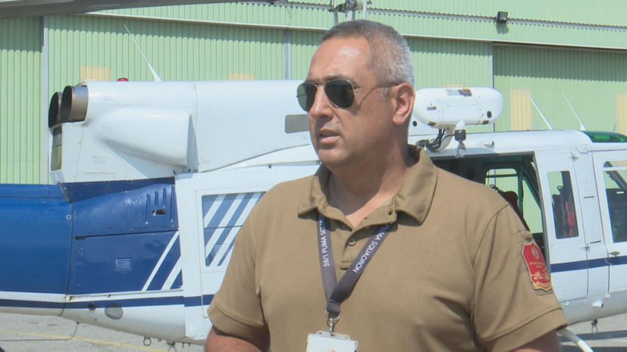 Bratski zagrljaj i slika koja govori više od hiljadu reči! Ovako je ispraćena srpska posada iz Podgorice koja je gasila požar (FOTO)