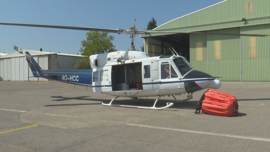 Bratski zagrljaj i slika koja govori više od hiljadu reči! Ovako je ispraćena srpska posada iz Podgorice koja je gasila požar (FOTO)