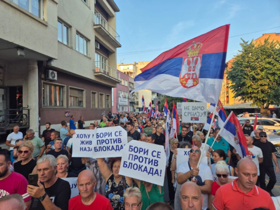 Žele povratak normalnom životu! Više od 35.000 ljudi izašlo na skupove protiv blokada (FOTO/VIDEO)
