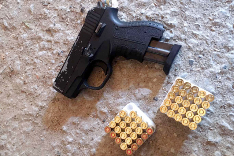 Oružar iz Žablja: Velika zaplena arsenala u porodičnom domu