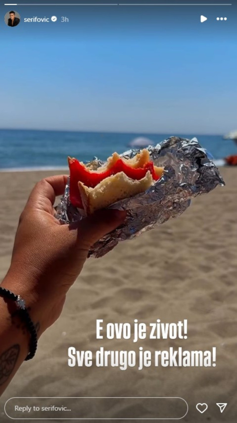 Marija Šerifović kao pravi paradajz turista! Urnebesna fotka nasmejala sve do suza