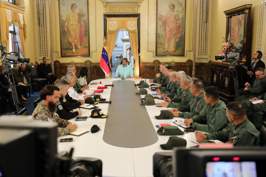 Ratni brodovi kruže! Amerika angažovala nekoliko hiljada vojnika, Venecuela spremno čeka sa svojim trupama (FOTO)