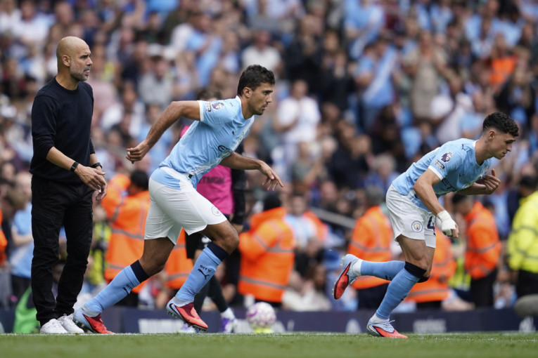 Siti prima gol, a Foden "umire od smeha": Pogledajte detalj zbog kojeg se digla prašina u Mančesteru (FOTO/VIDEO)