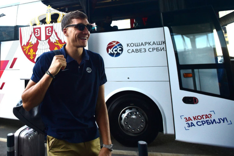 Srbija krenula po zlato: Orlovi otputovali u Rigu na Evropsko prvenstvo! (FOTO/VIDEO)