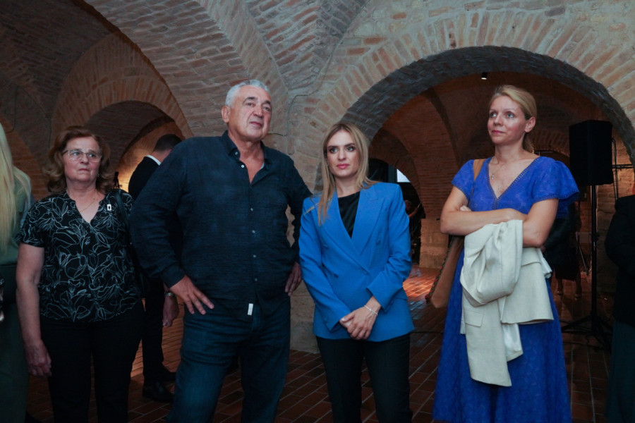 Ministarka Đurđević Stamenkovski otvorila je izložbu "Sećanja u slici" (FOTO)