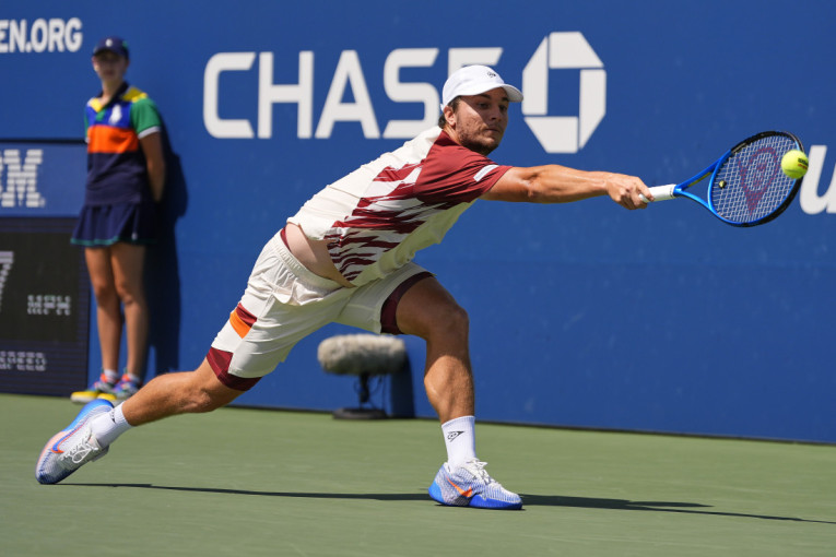 Kraj za Mišu! Brazilca do pobede nosila i publika, sve je bilo u zeleno-žutom (FOTO)
