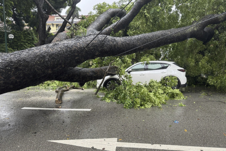 Kataklizma u Hrvatskoj! Nevreme napravilo haos - sve poplavljeno!