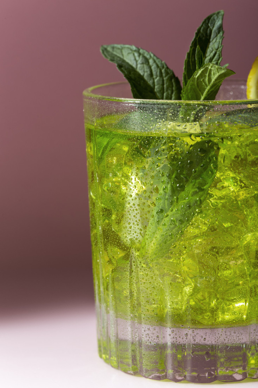 Ukus leta u čaši: Pripremite domaći sok od nane koji osvežava bolje od bilo kog napitka iz prodavnice