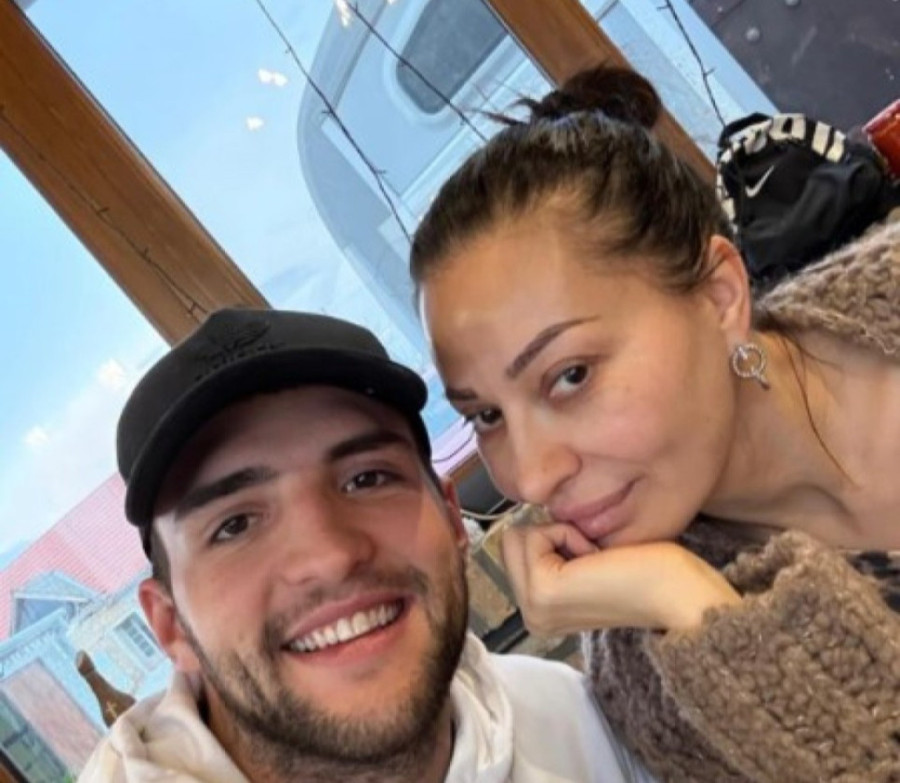 Goca Božinovska sa prijom otišla na odmor: Skinula se, pa pokazala obline u bikiniju! (FOTO)