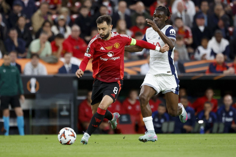 Galatasaraj nema nameru da stane: U Istanbul dolazi i vezista iz Premijer lige!