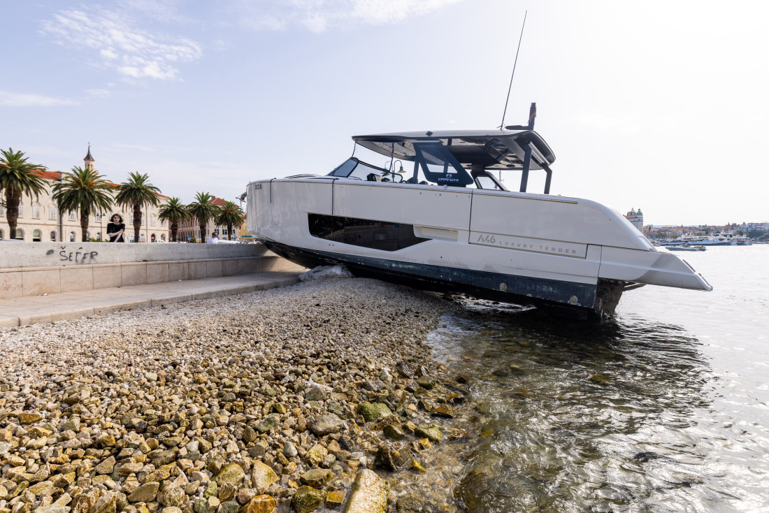 Stravični snimci na mestu pogibije devojčice! Autobus pregazio dete, zakucao se u vozila i na kraju u kuću (FOTO/VIDEO)