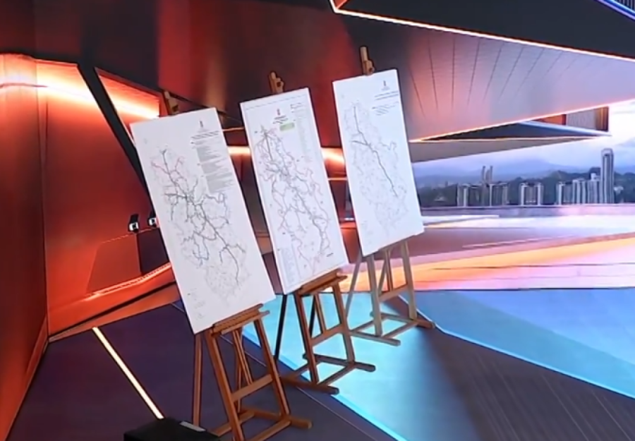 Vučić sinoć obradovao naciju! Još gradimo, skaču penzije…