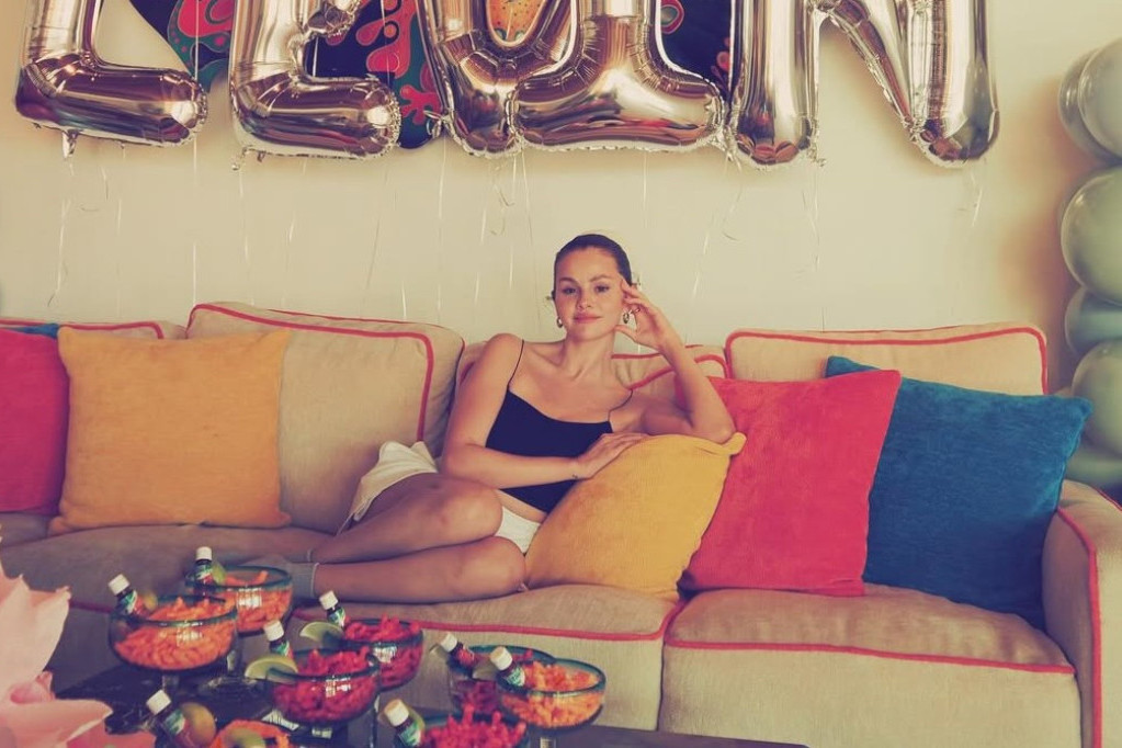 Devojačko veče za pamćenje: Selena Gomez organizovala luksuzno putovanje pred svadbu! (FOTO)