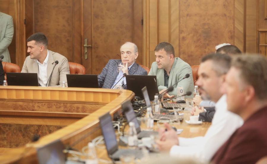 Vanredna sednica Vlade! Trgovci hteli da izigraju Uredbu o maržama