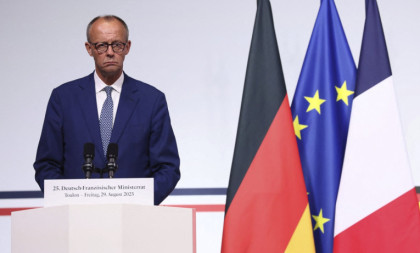 Kancelar Merc povećao sebi platu na 28.384 evra, a ministrima na 22.707