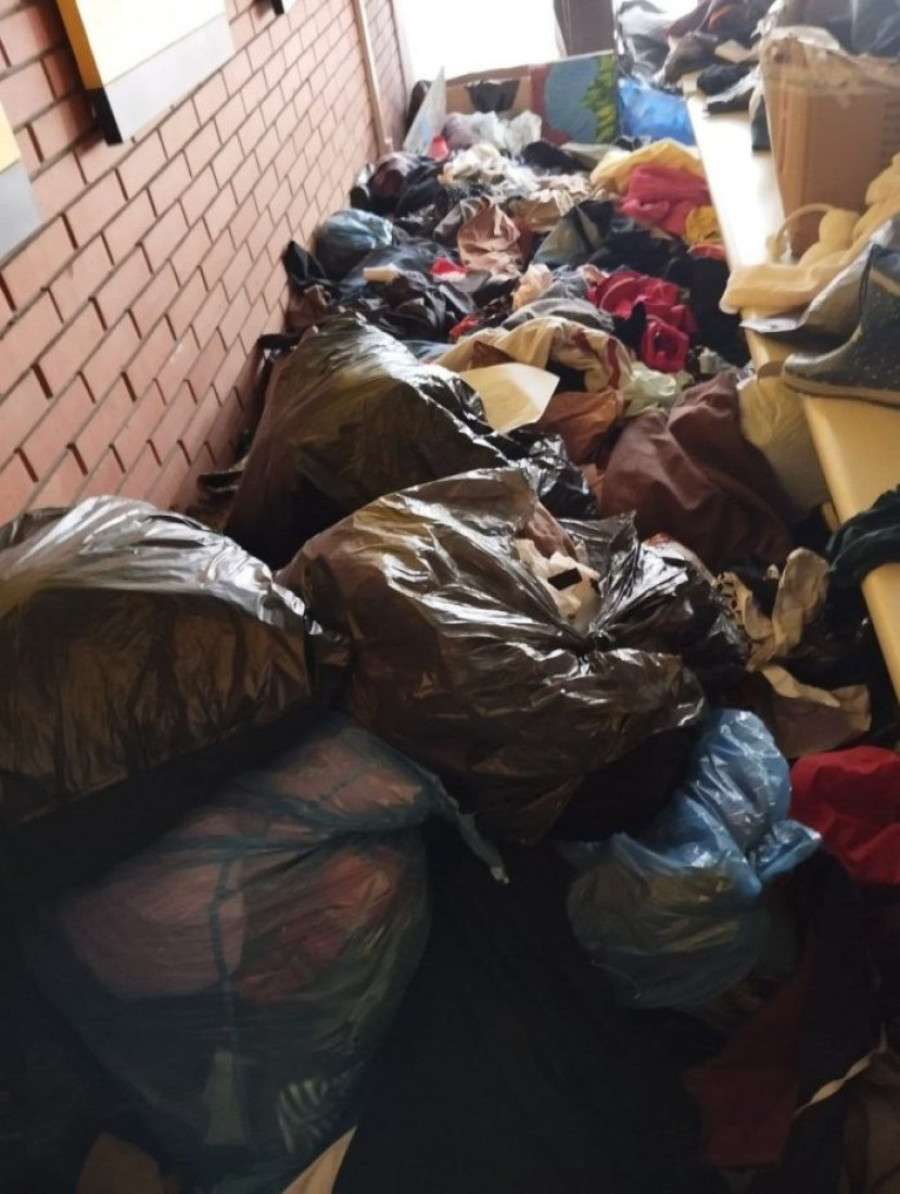 Pogledajte na šta liči fakultet: Blokaderi hoće da vode državu, a ni cveće ne znaju da sačuvaju!