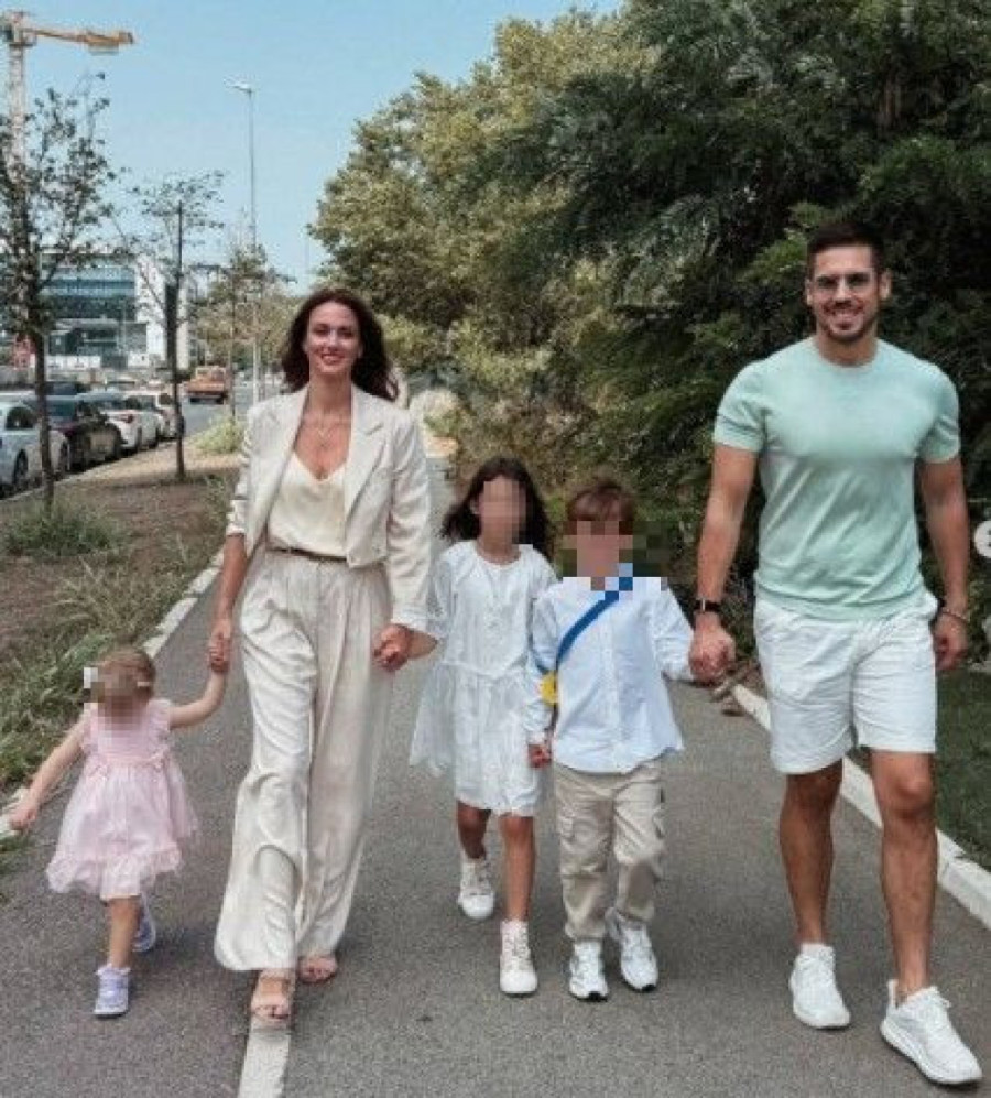 Deca poznatih krenula u prvi razred: Miksi puca od ponosa, Jeremićka neutešna, a tek da vidite pevačicinu ćerku!