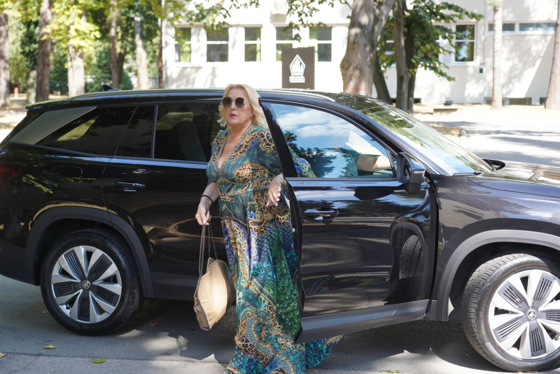 "Ne zanima me što želi svađu!" Snežana Đurišić o konfliktu sa Darom Bubamarom! (FOTO/VIDEO)