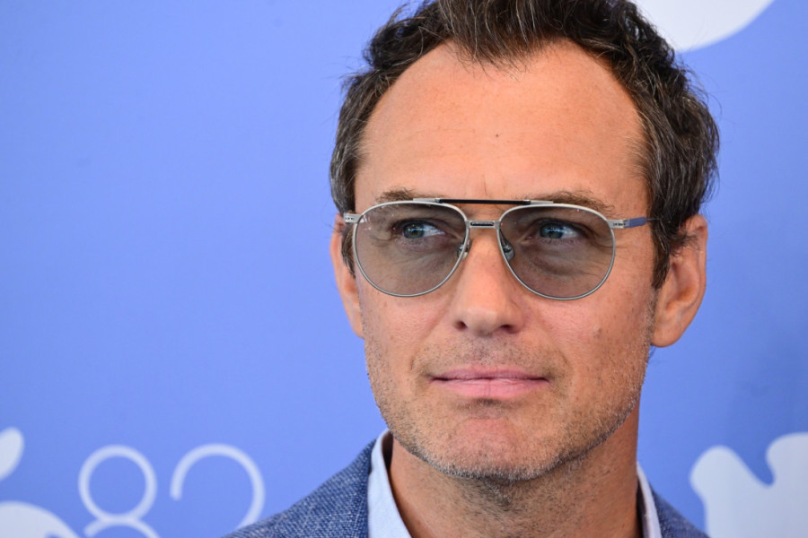 Burne reakcije na film o Vladimiru Putinu: Nedostaje više otrova, Džud Lou je delom papa, delom mafijaš (VIDEO)