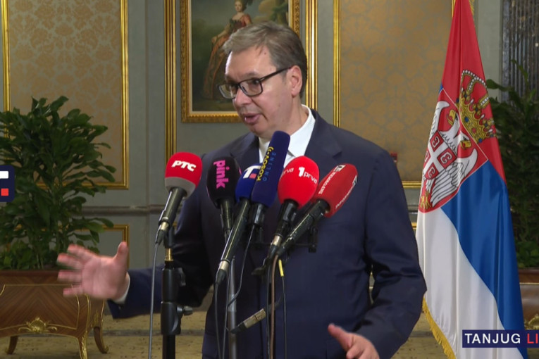 Perović poručio iz Zubinog Potoka: Nećemo dozvoliti da srpska deca budu maltretirana! (FOTO)