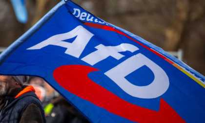 Šolcova koalicija tone, AfD sve jači: Nova anketa uzdrmala nemačku političku scenu!