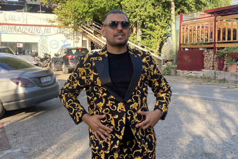 "Ubacivala mi je prisluškivače, slaviću razvod!" Bora Santana razvezao jezik o Milici Kemez!