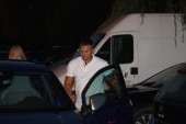 Stefan Karić uhvaćen nakon raskida sa devojkom: Odjurio neraspoložen i pognute glave! (FOTO)