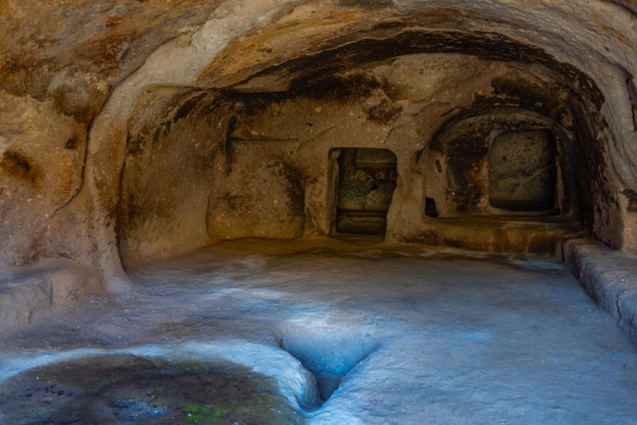 Kameni grad kraljice Tamare: Skriveno čudo isklesano u steni bilo je dom za čak 50 hiljada ljudi (FOTO)